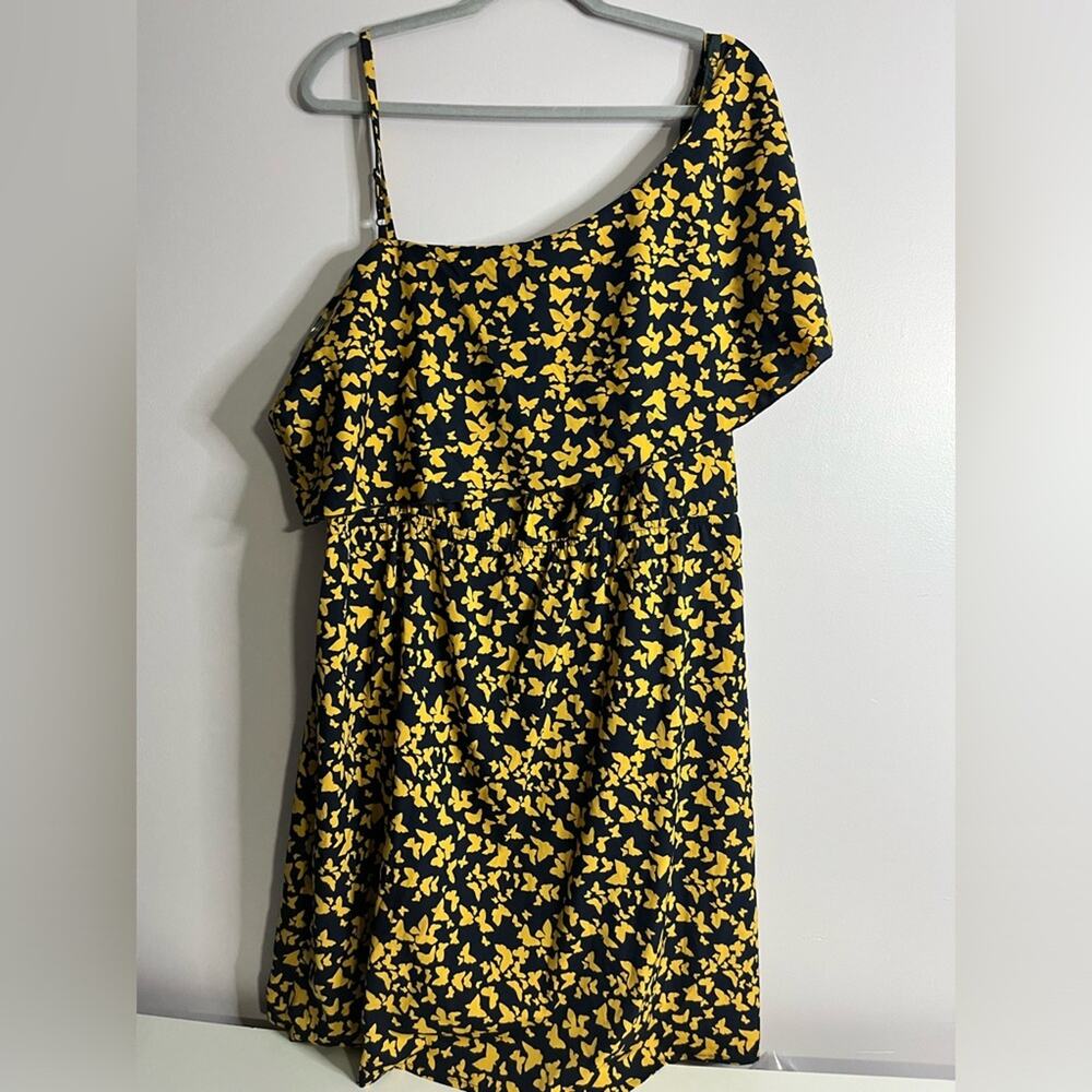 Indulge 3X Butterfly pattern Ruffle Shoulder Dress